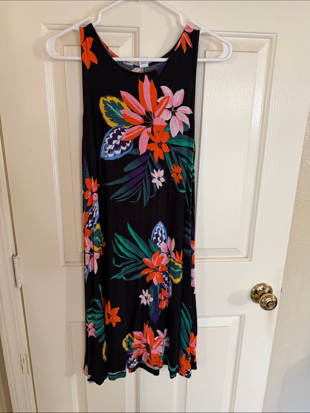 Old Navy Black Sleeveless Tropical Floral Swing Dress